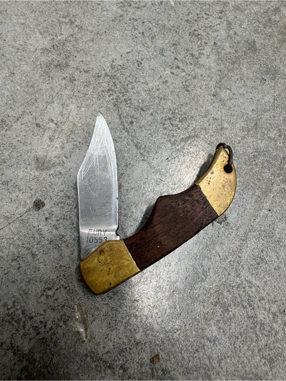 Vintage Fury 10553 Folding Pocket Knife